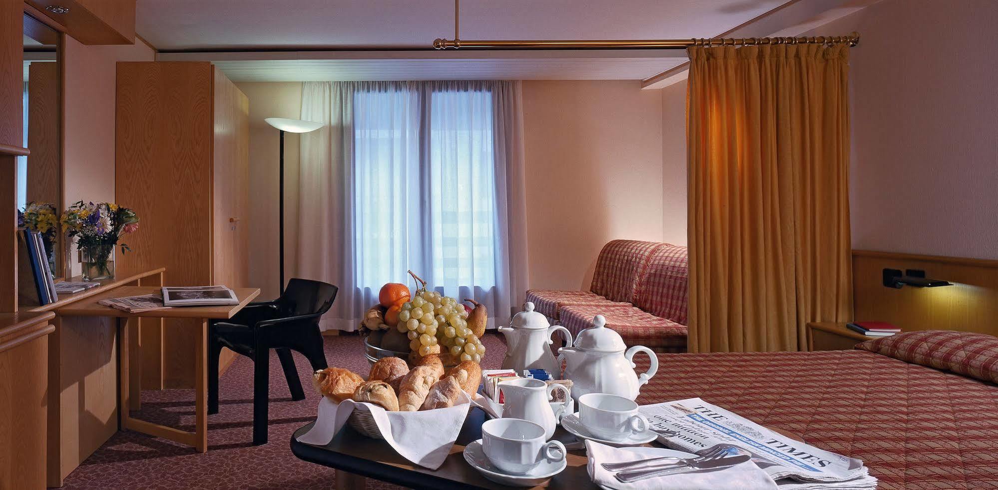 Hotel Les Jumeaux Courmayeur Quarto foto